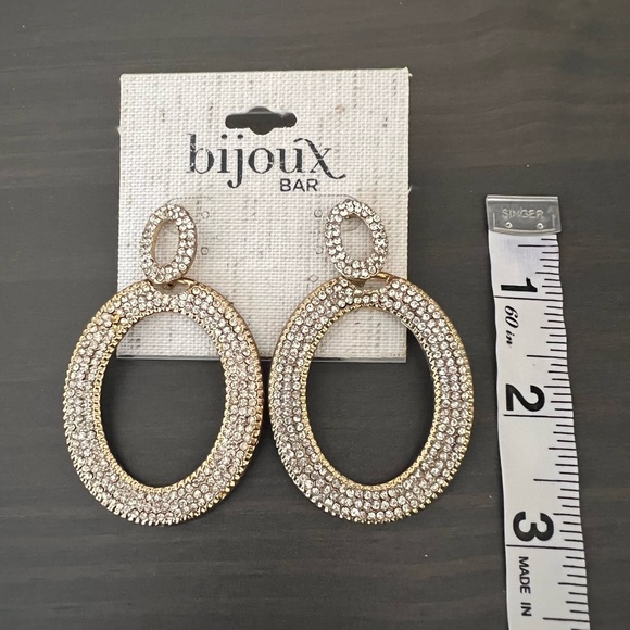 Gold and rhinestone drop earrings - Picture 2 of 3